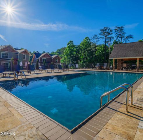 728 Still Hill Way, Gatlinburg, TN 37738