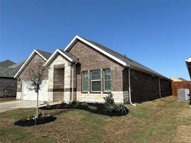 3814 Meredith Drive, Farmersville, TX 75442