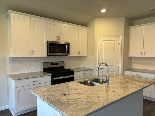 3814 Meredith Drive, Farmersville, TX 75442
