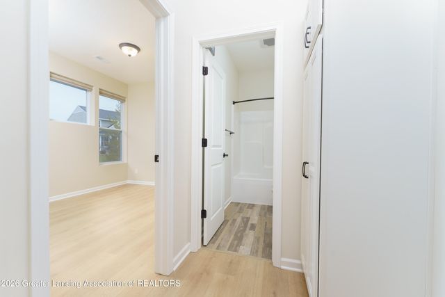 3905 Quarterhorse Road, East Lansing, MI 48823