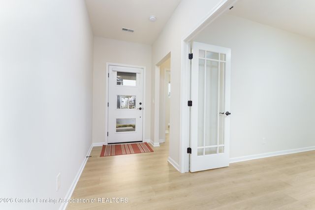 3905 Quarterhorse Road, East Lansing, MI 48823