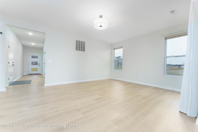 3905 Quarterhorse Road, East Lansing, MI 48823