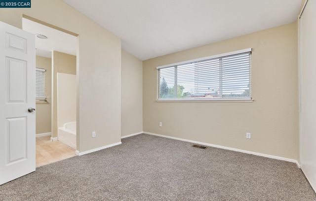 1896 Premier Pl, Concord, CA 94520