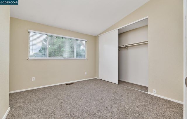 1896 Premier Pl, Concord, CA 94520