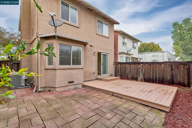 1896 Premier Pl, Concord, CA 94520