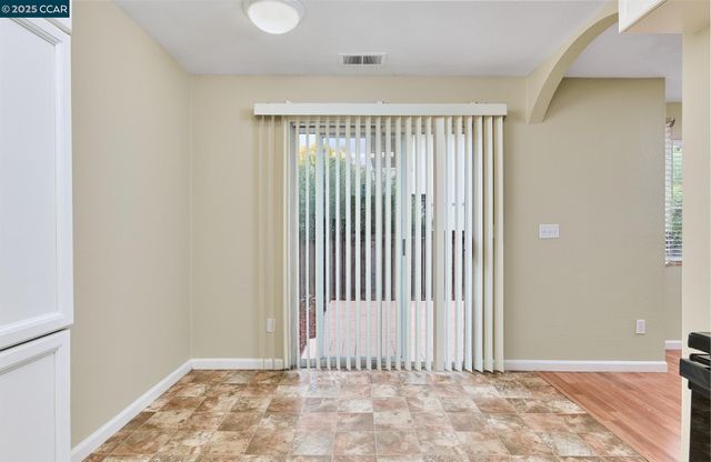 1896 Premier Pl, Concord, CA 94520