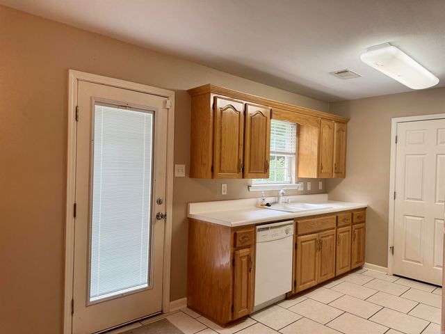 418 N Beech Street, Beebe, AR 72012