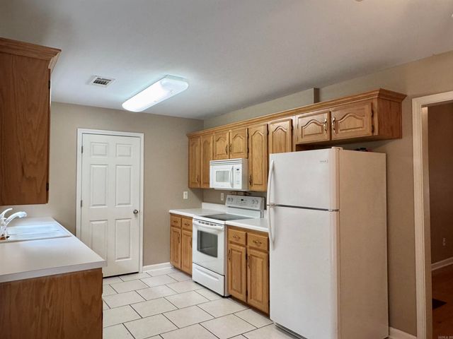 418 N Beech Street, Beebe, AR 72012