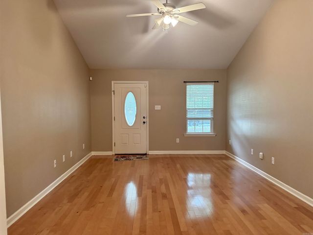 418 N Beech Street, Beebe, AR 72012