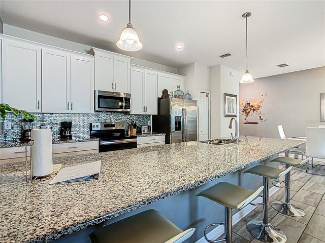 1579 MOON VALLEY DR, Davenport, FL 33896