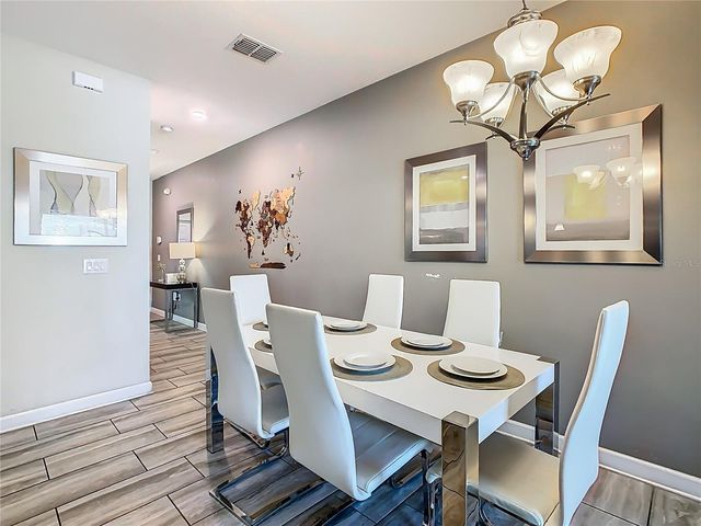 1579 MOON VALLEY DR, Davenport, FL 33896