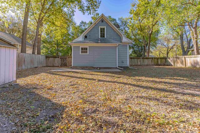 522 Colorado Street, Manhattan, KS 66503