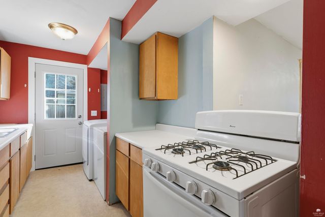 522 Colorado Street, Manhattan, KS 66503