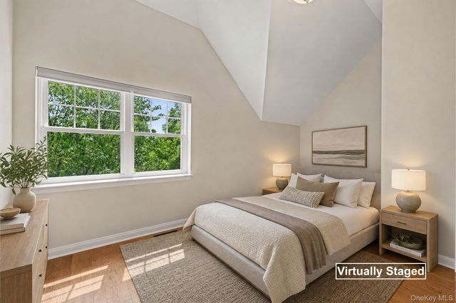 34 Winding Ridge Road, White Plains, NY 10603