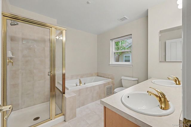 34 Winding Ridge Road, White Plains, NY 10603