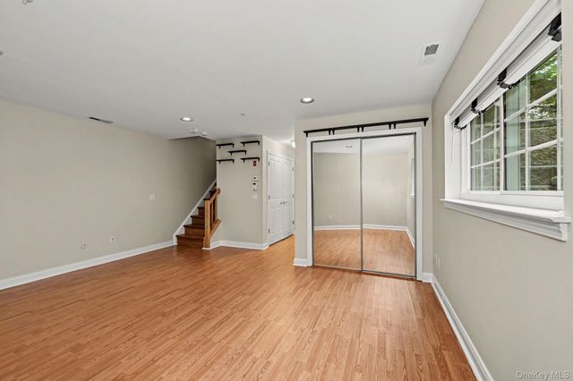 34 Winding Ridge Road, White Plains, NY 10603