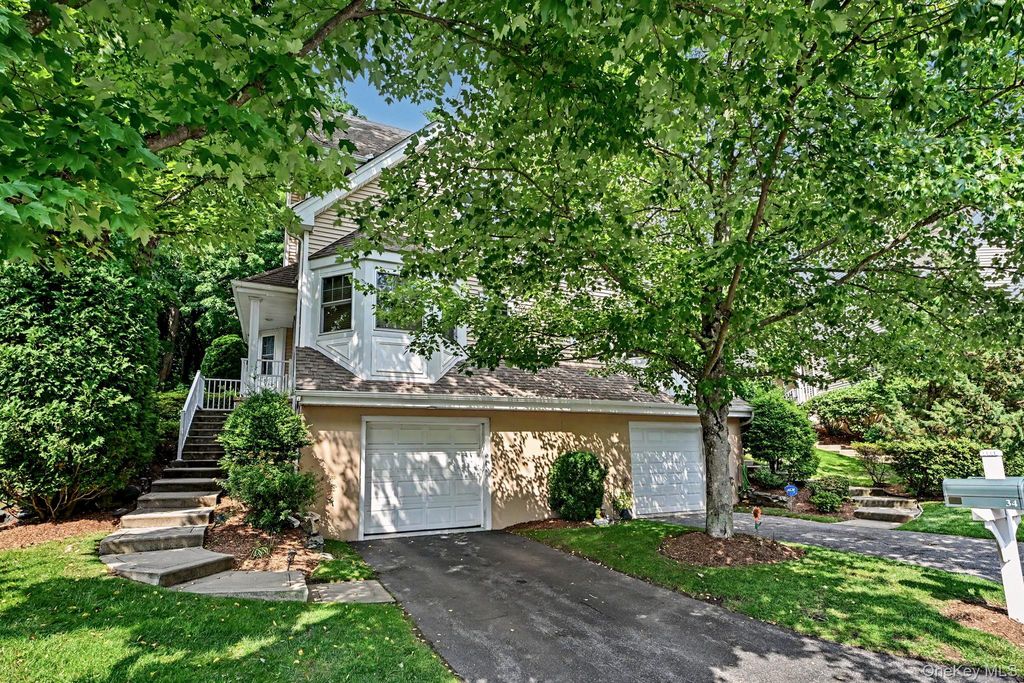 34 Winding Ridge Road, White Plains, NY 10603