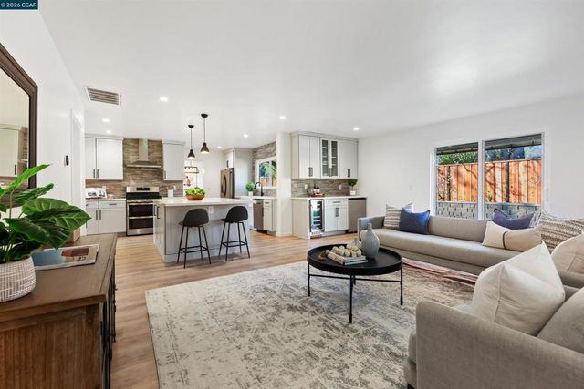 1806 1806 Donna Dr, Pleasant Hill, CA 94523