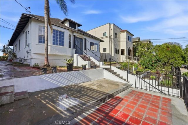 537 N Cummings Street, Los Angeles, CA 90033