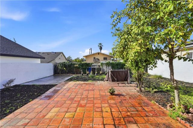 537 N Cummings Street, Los Angeles, CA 90033