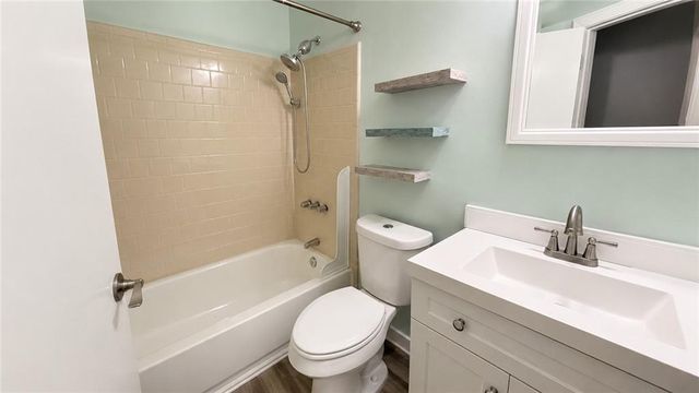 1235 Grayland Hills Drive, Lawrenceville, GA 30046