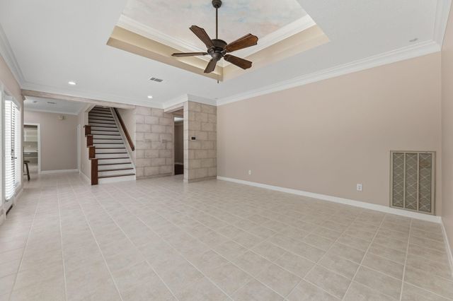 17 Buttonbush Court, The Woodlands, TX 77380