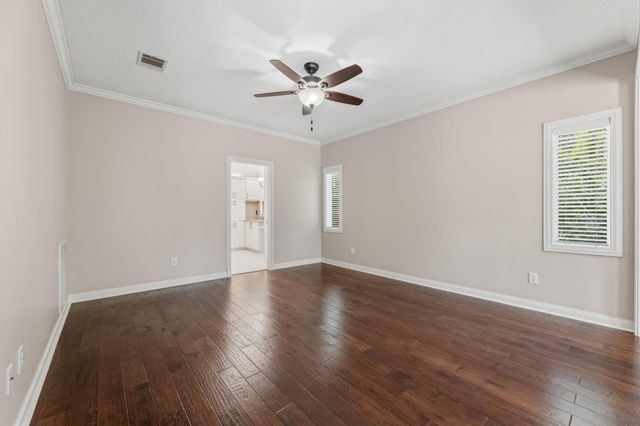 17 Buttonbush Court, The Woodlands, TX 77380