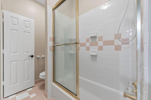 17 Buttonbush Court, The Woodlands, TX 77380