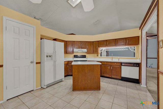 5018 Wedgewood Drive, Schertz, TX 78108