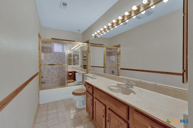 5018 Wedgewood Drive, Schertz, TX 78108