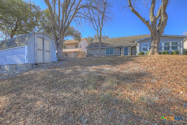 5018 Wedgewood Drive, Schertz, TX 78108