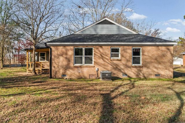410 N 2nd Street, Augusta, AR 72006