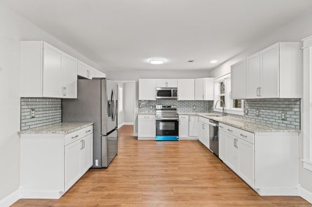 410 N 2nd Street, Augusta, AR 72006