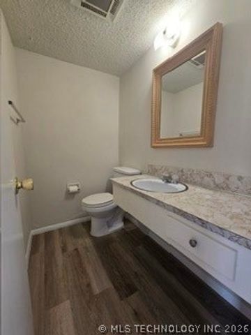 2421 E 59th Court 4, Tulsa, OK 74105