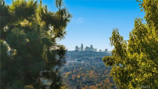 1701 Country Lane, Pasadena, CA 91107