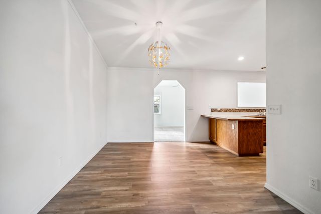 2822 Gunn Court, Redding, CA 96001