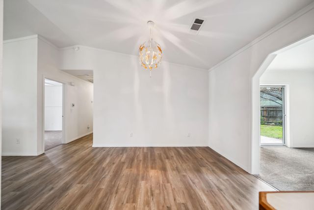 2822 Gunn Court, Redding, CA 96001