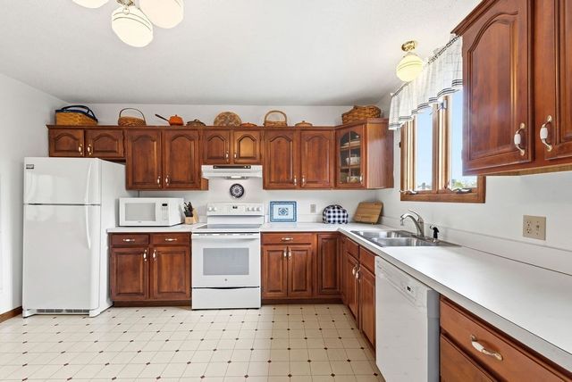 361 Richardson Ave, Attleboro, MA 02703