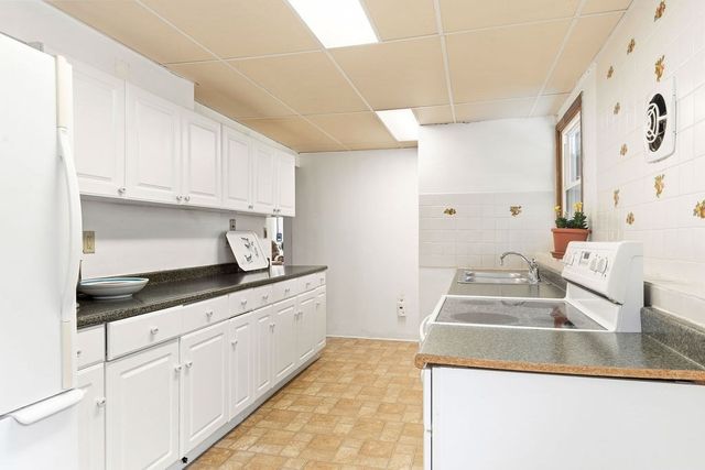 361 Richardson Ave, Attleboro, MA 02703