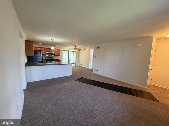 129 CREEK VIEW DR, Jonestown, PA 17038