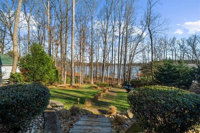 435 Robertson Road, Dawsonville, GA 30534