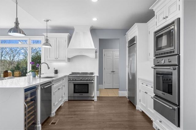 435 Robertson Road, Dawsonville, GA 30534