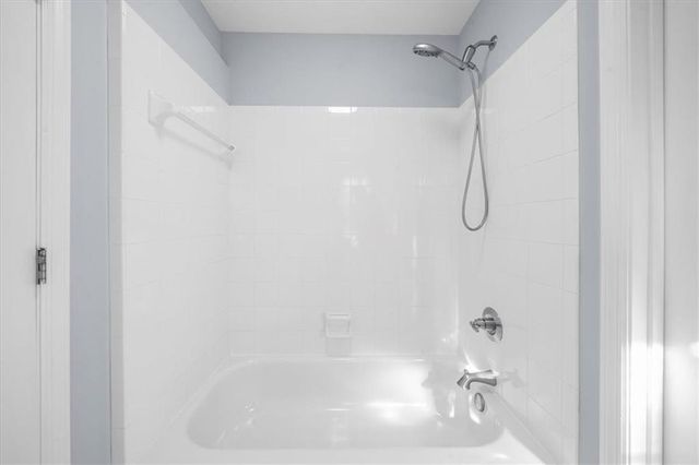 435 Robertson Road, Dawsonville, GA 30534