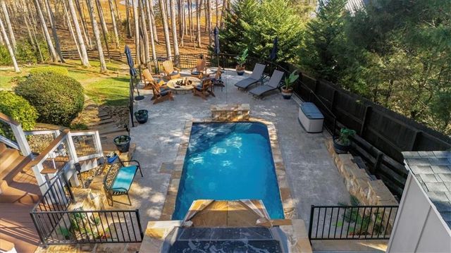 435 Robertson Road, Dawsonville, GA 30534