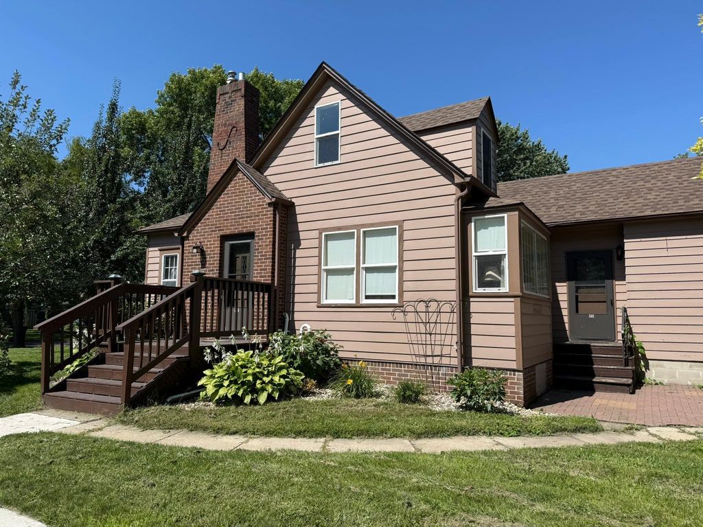501 Augusta Avenue, Willmar, MN 56201