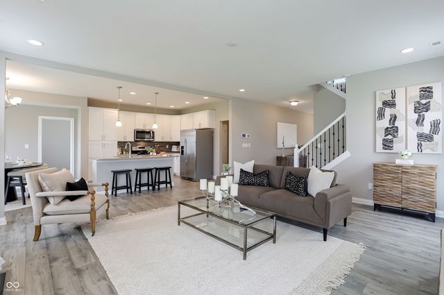 6088 Farlin Drive, Whitestown, IN 46075