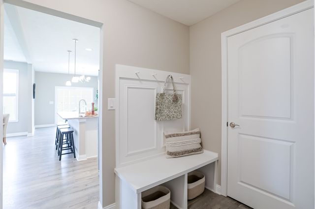 6088 Farlin Drive, Whitestown, IN 46075