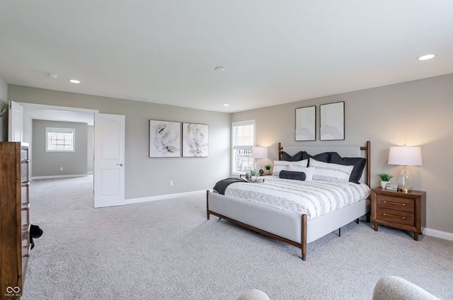 6088 Farlin Drive, Whitestown, IN 46075