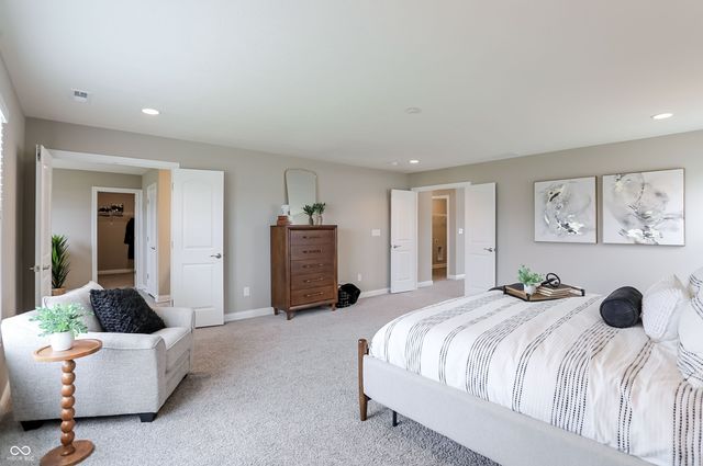 6088 Farlin Drive, Whitestown, IN 46075