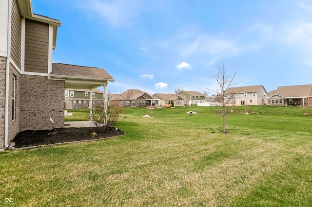 6088 Farlin Drive, Whitestown, IN 46075